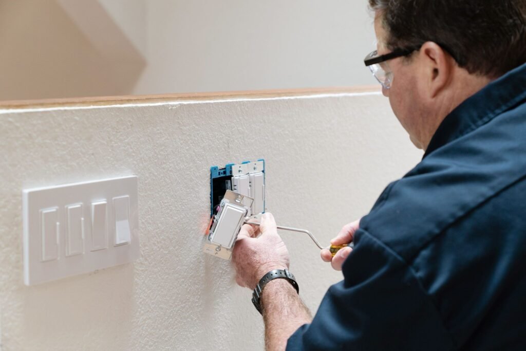 Lichtschalter Reparatur